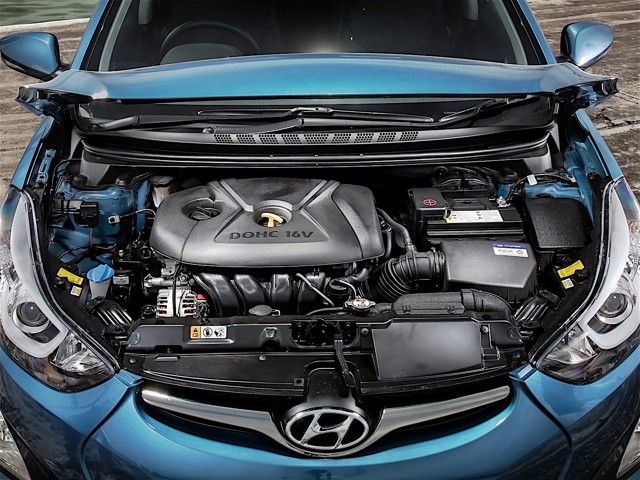 Hyundai Elantra Sedan photo 40