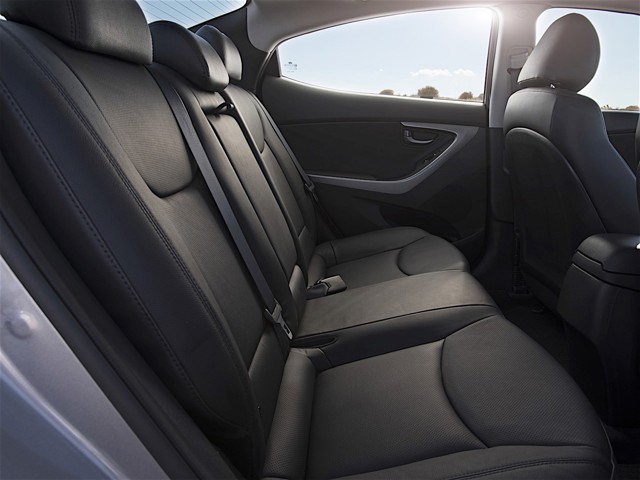 Hyundai Elantra Sedan photo 41