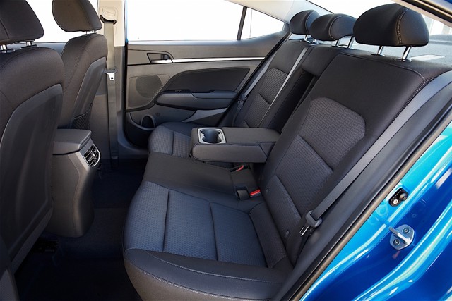 Hyundai Elantra Sedan photo 61
