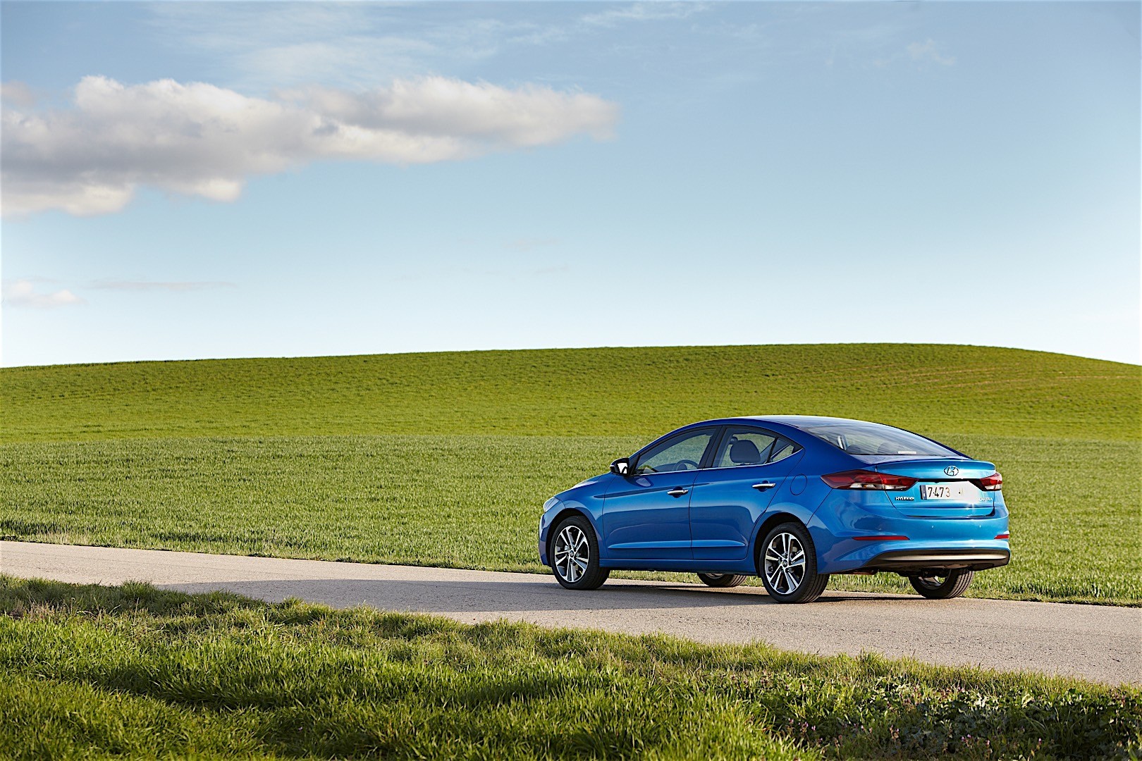 Hyundai Elantra Sedan photo 34