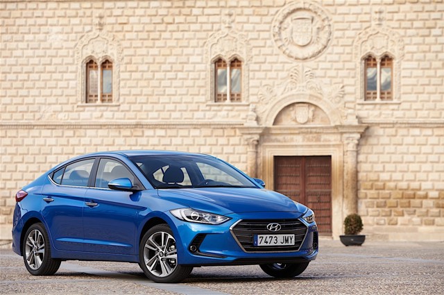 Hyundai Elantra Sedan photo 41