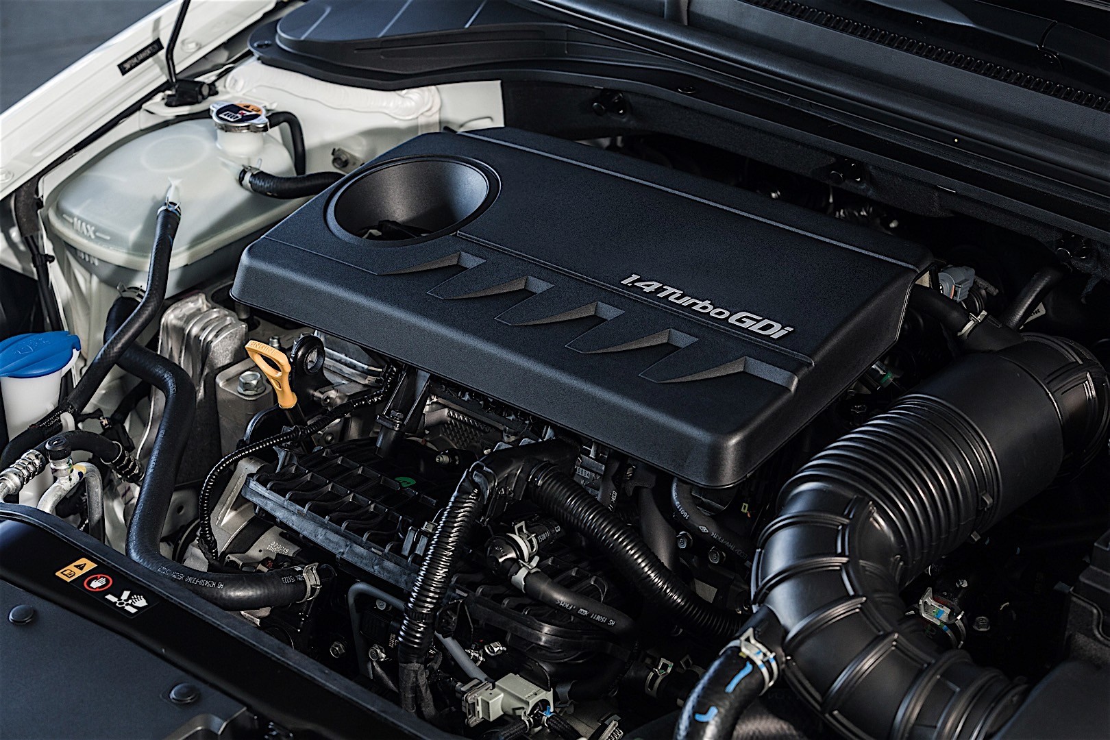 Hyundai Elantra Sedan photo 63