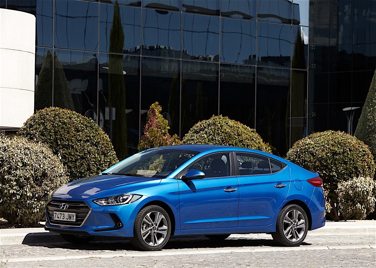 Hyundai Elantra Sedan photo 53