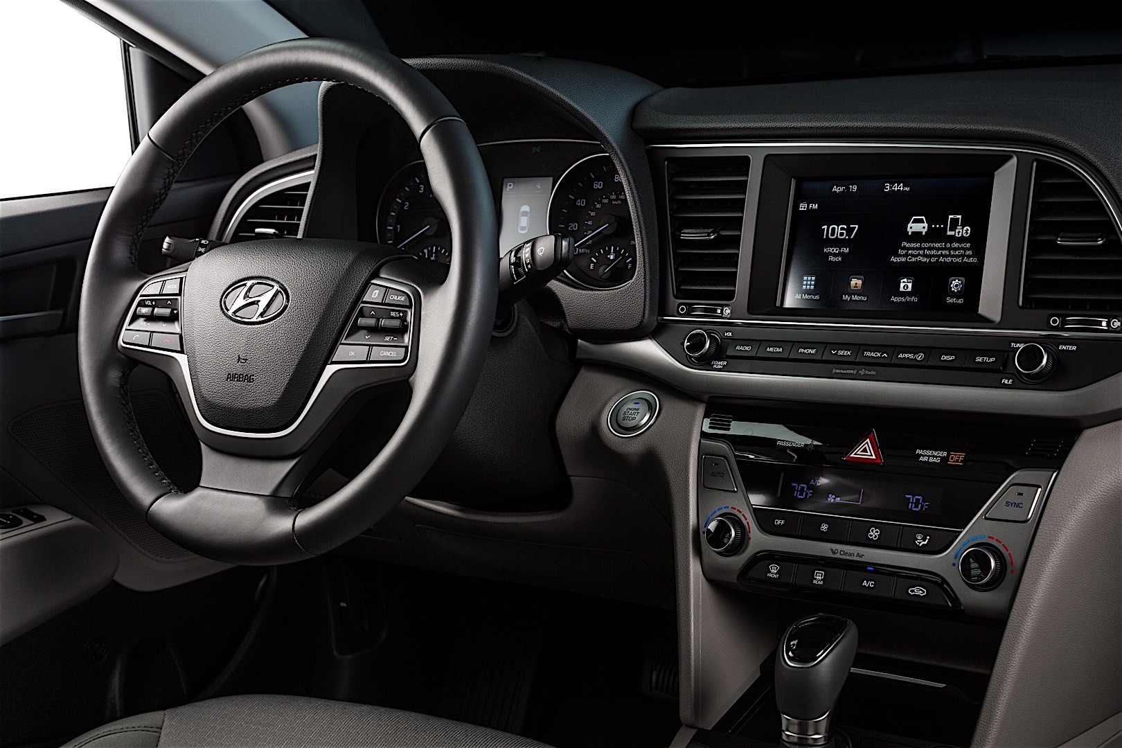 Hyundai Elantra Sedan photo 64