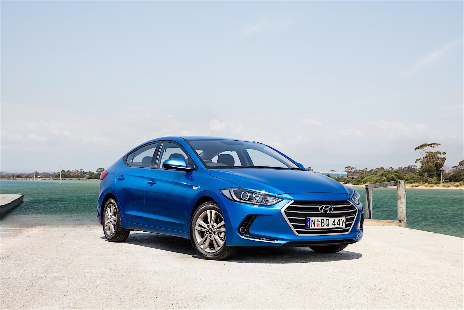 Hyundai Elantra Sedan photo 57