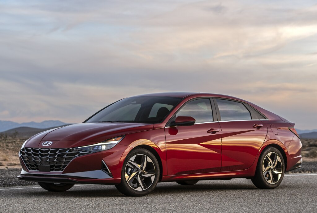 Hyundai Elantra Sedan photo 7