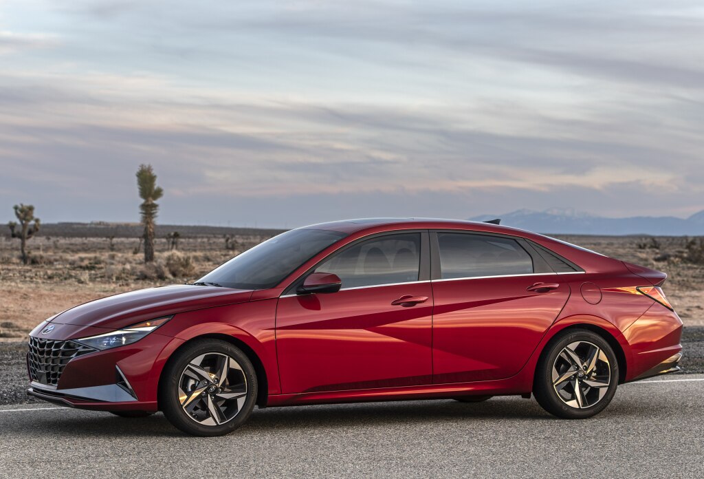 Hyundai Elantra Sedan photo 17