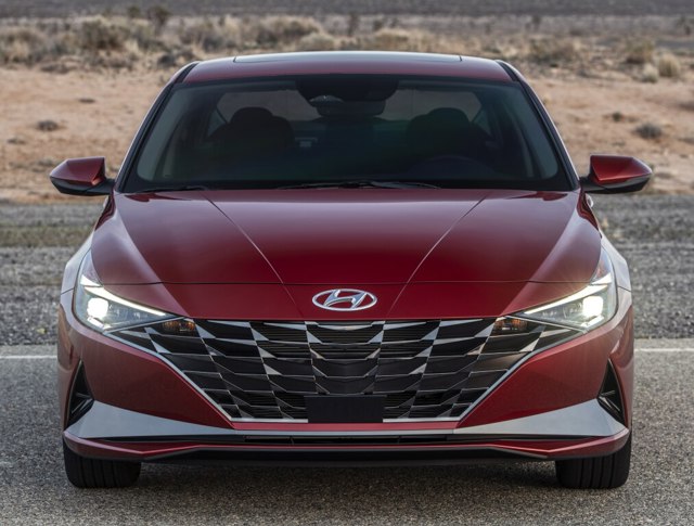Hyundai Elantra Sedan photo 20