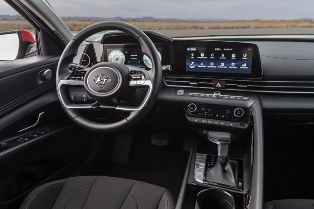 Hyundai Elantra Sedan photo 45
