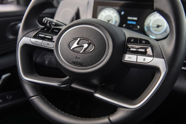 Hyundai Elantra Sedan photo 46