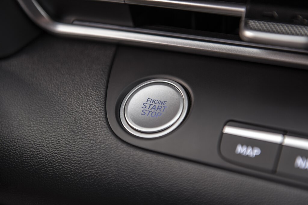 Hyundai Elantra Sedan photo 47