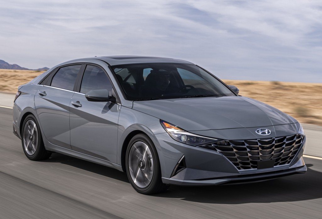 Hyundai Elantra Sedan photo 35