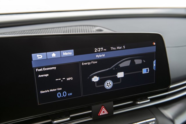 Hyundai Elantra Sedan photo 73