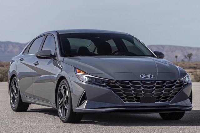Hyundai Elantra Sedan photo 38