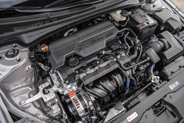 Hyundai Elantra Sedan photo 65