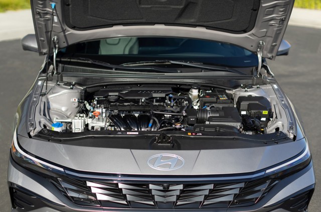 Hyundai Elantra Sedan photo 49