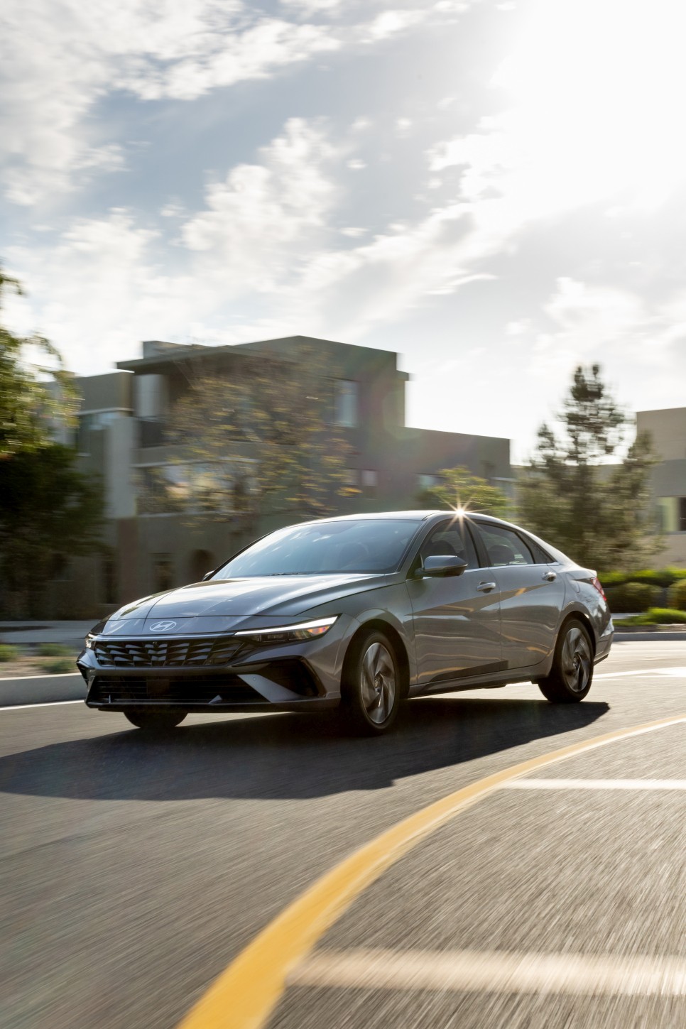 Hyundai Elantra Sedan photo 5