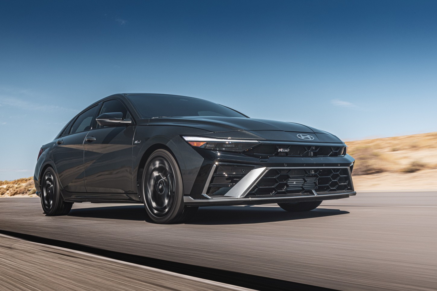 Hyundai Elantra Sedan photo 19