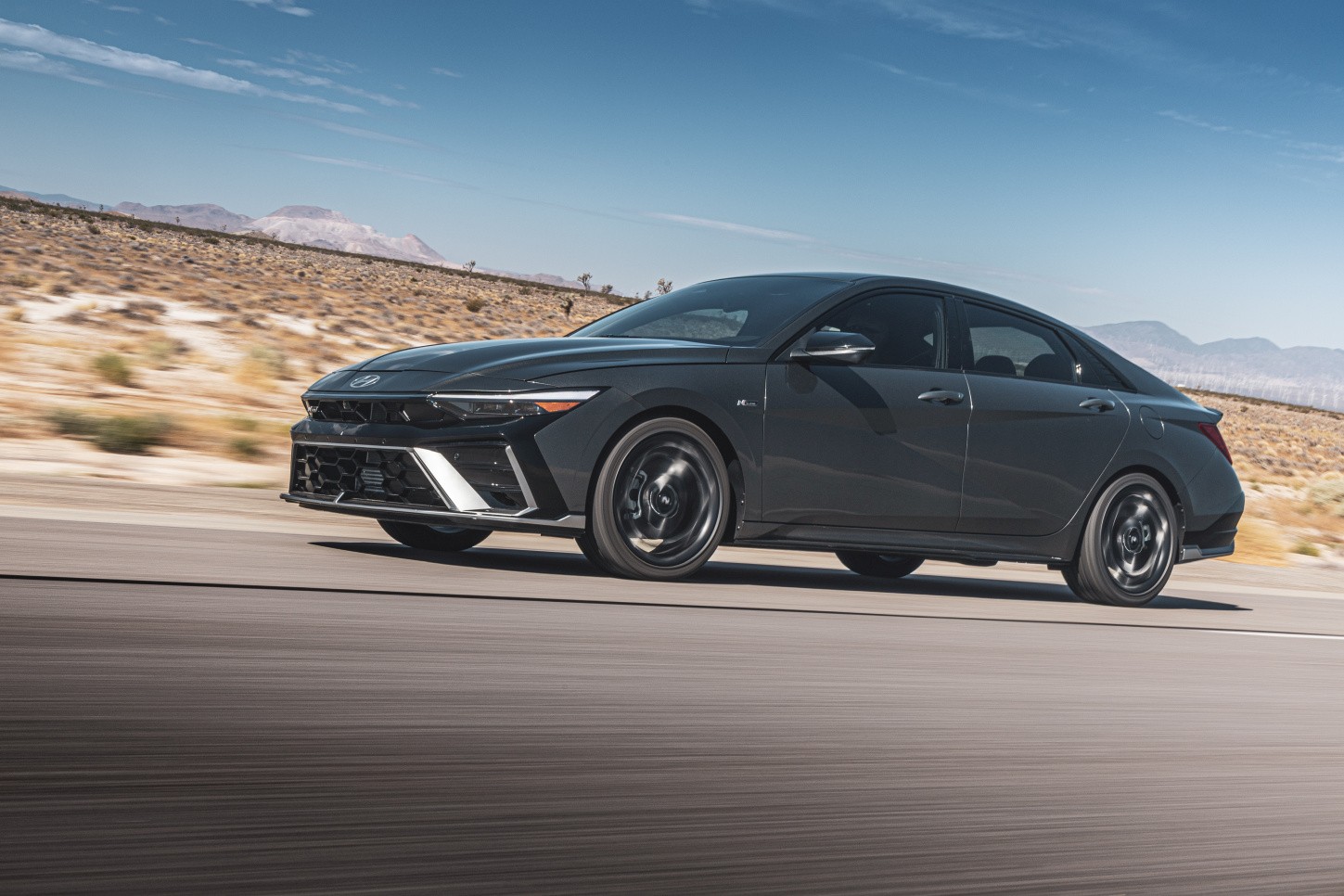 Hyundai Elantra Sedan photo 21