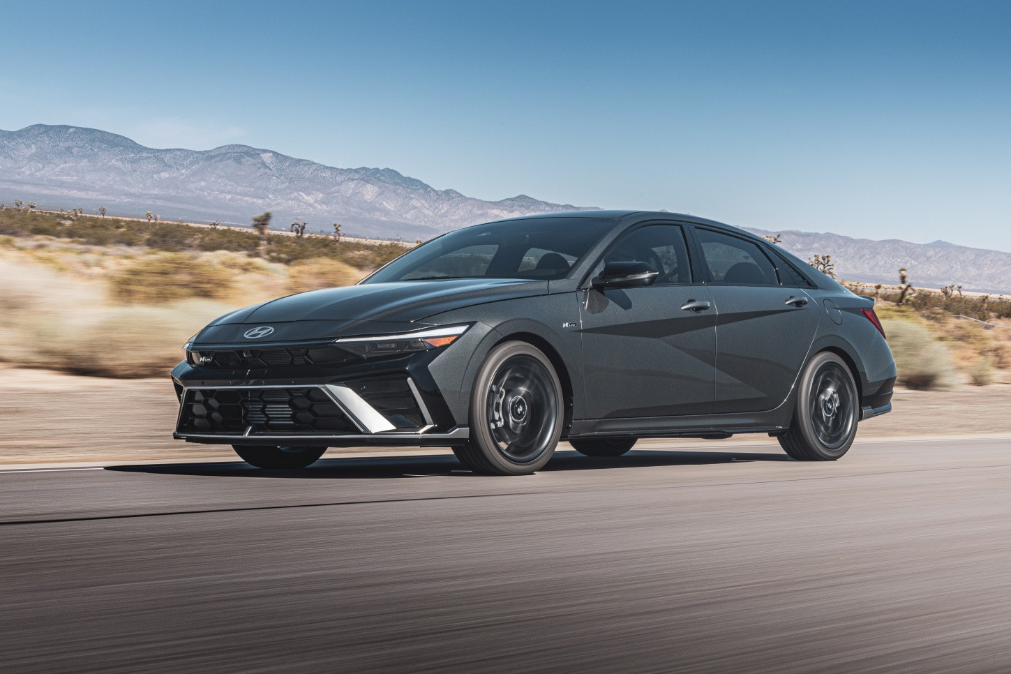 Hyundai Elantra Sedan photo 23