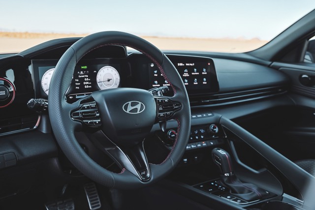 Hyundai Elantra Sedan photo 54