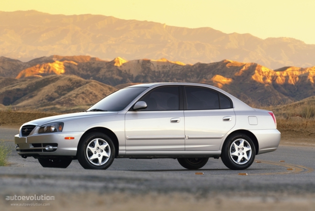 Hyundai Elantra Sedan photo 4