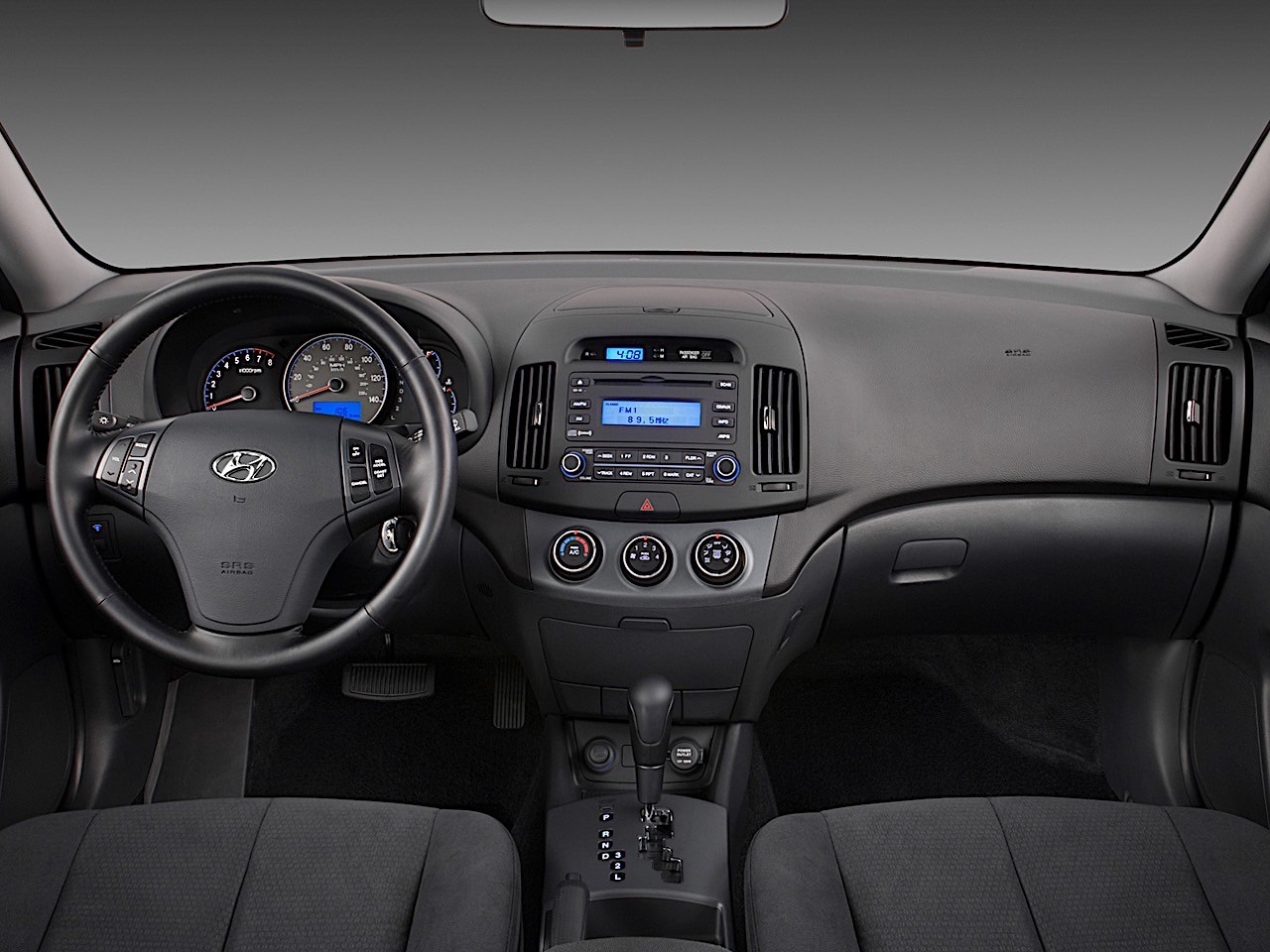 Hyundai Elantra Sedan photo 46