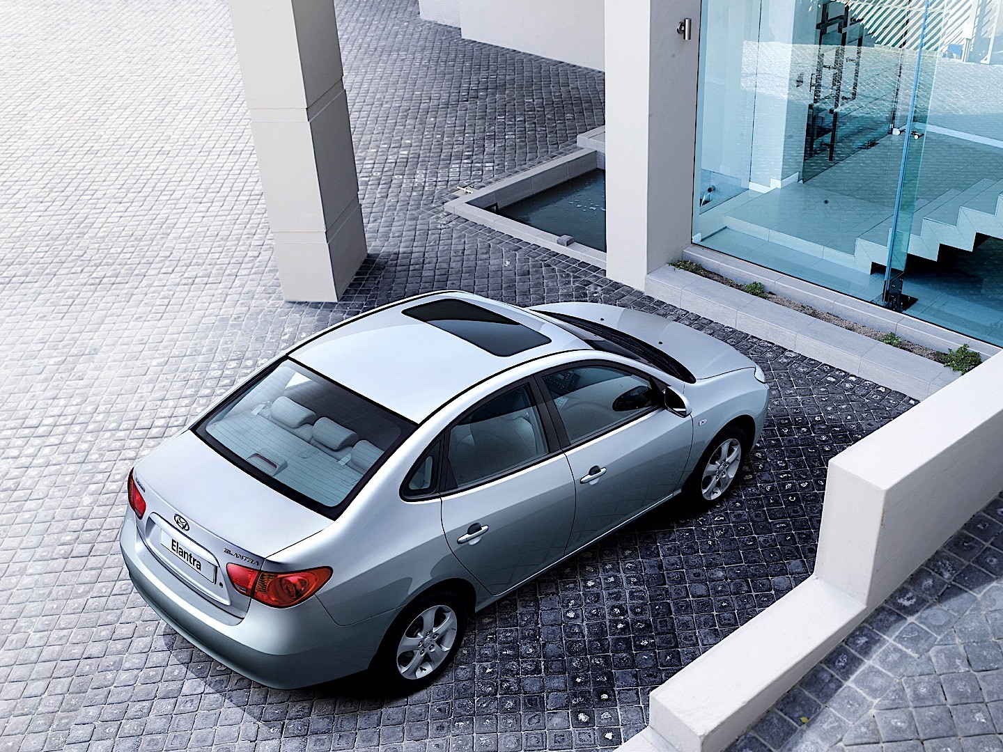 Hyundai Elantra Sedan photo 18