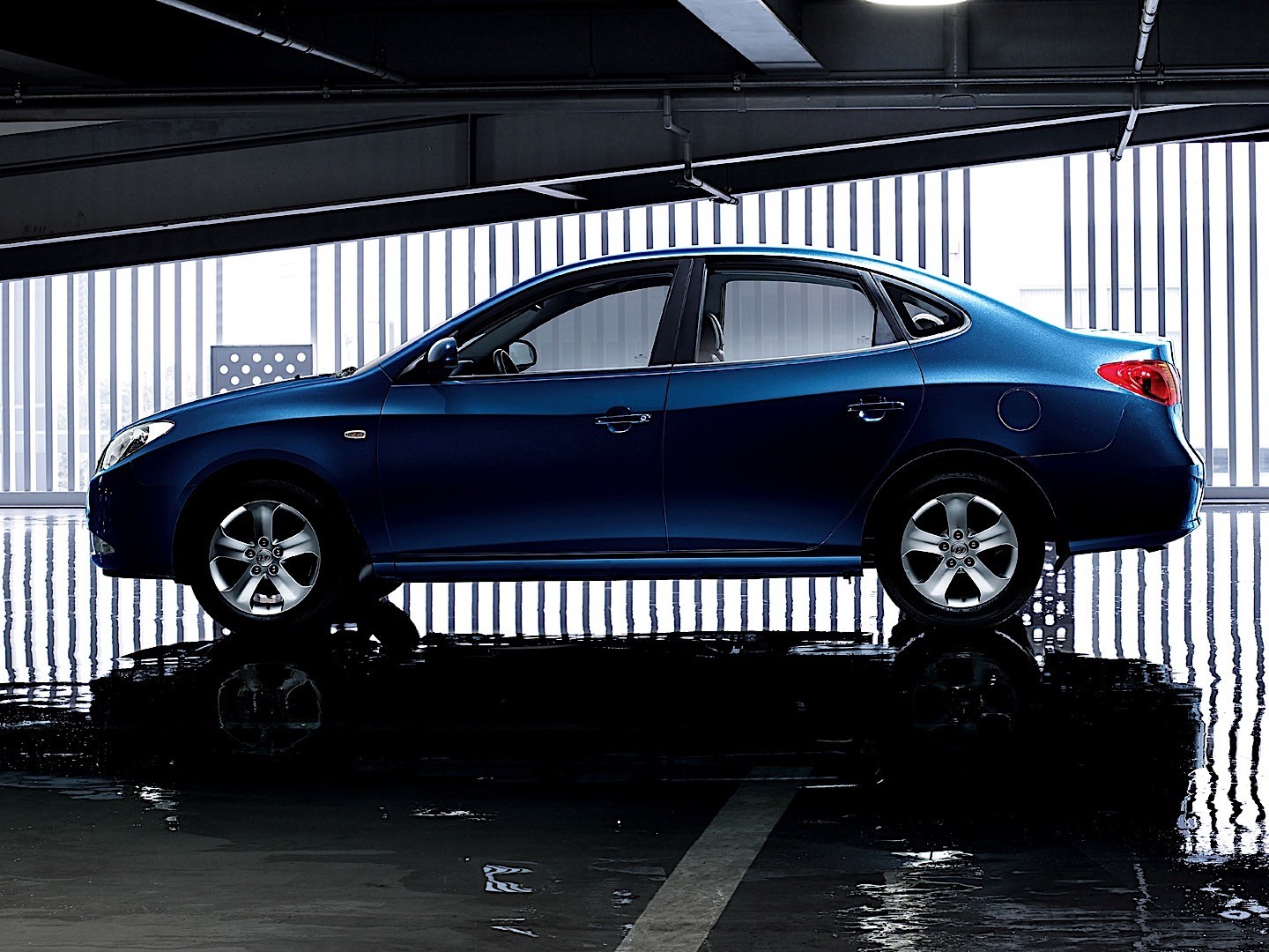 Hyundai Elantra Sedan photo 19