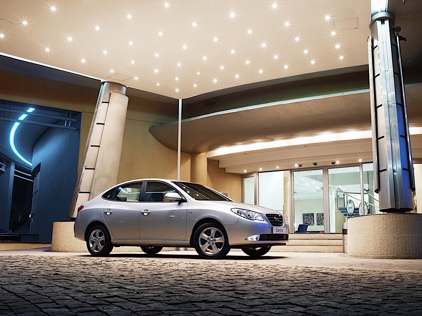 Hyundai Elantra Sedan photo 23