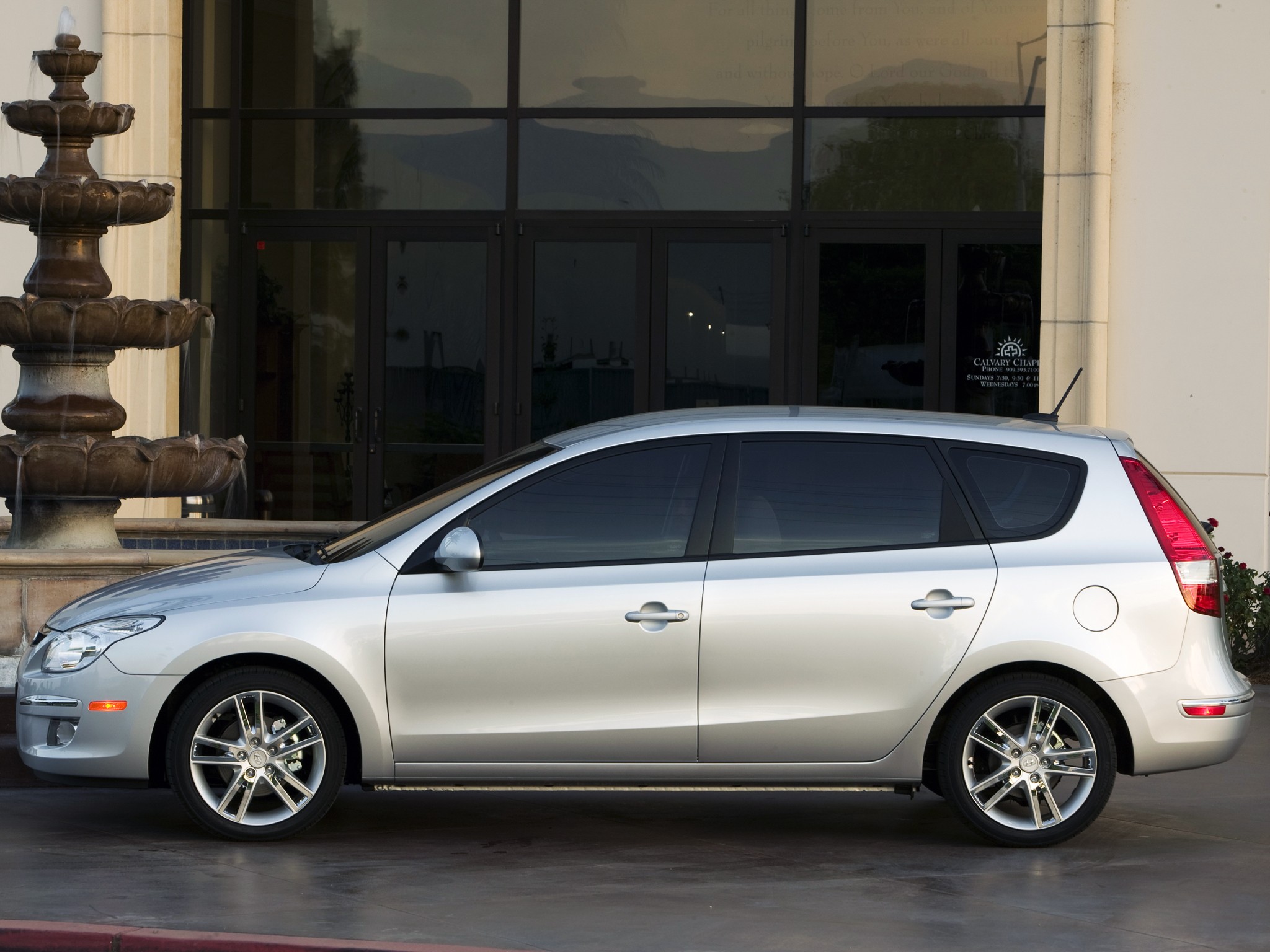 Hyundai Elantra Touring photo 8