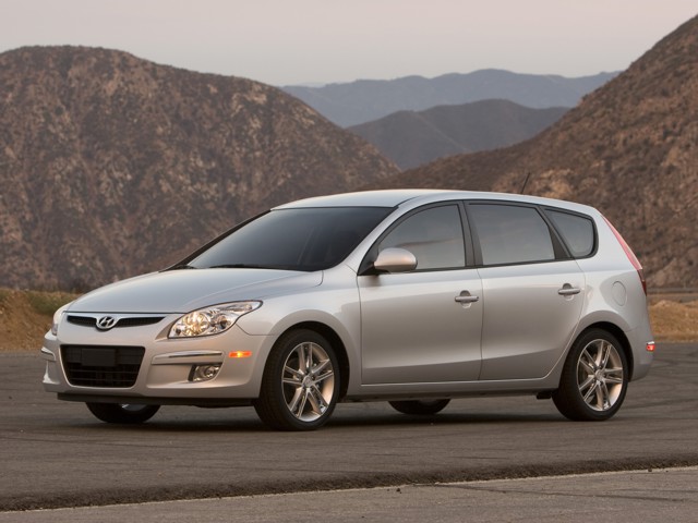 Hyundai Elantra Touring photo 14