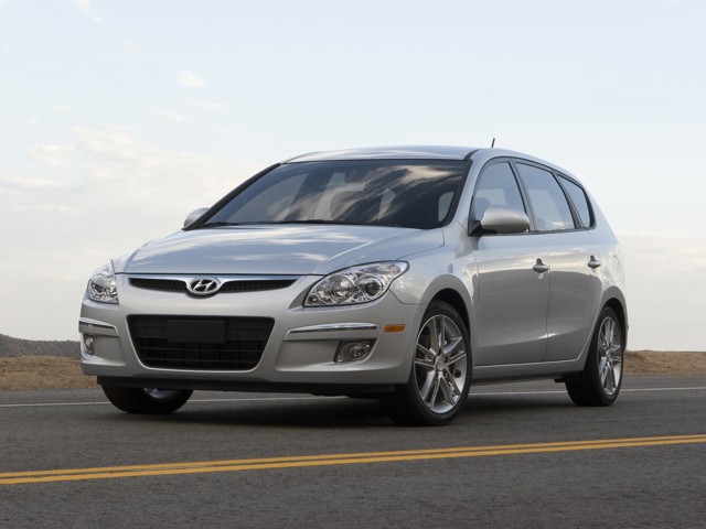 Hyundai Elantra Touring photo 16