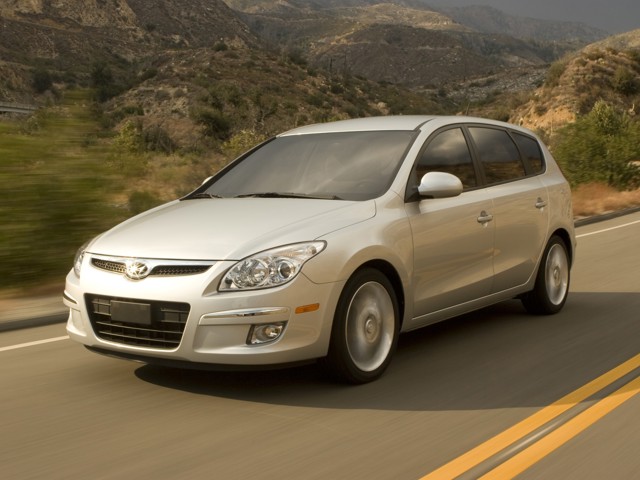 Hyundai Elantra Touring photo 17