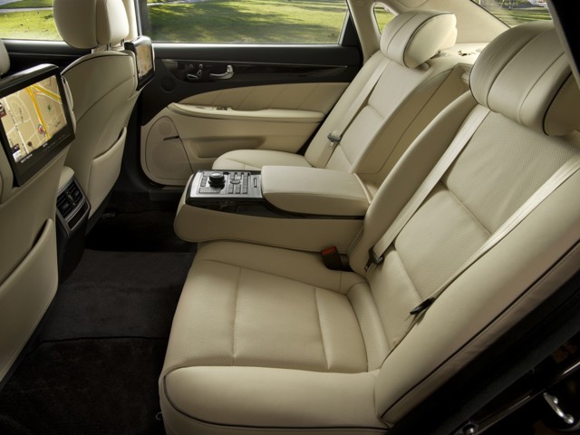 Hyundai Equus Foto 9