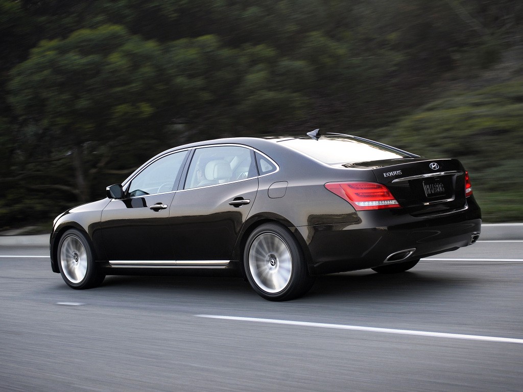 Hyundai Equus photo 2