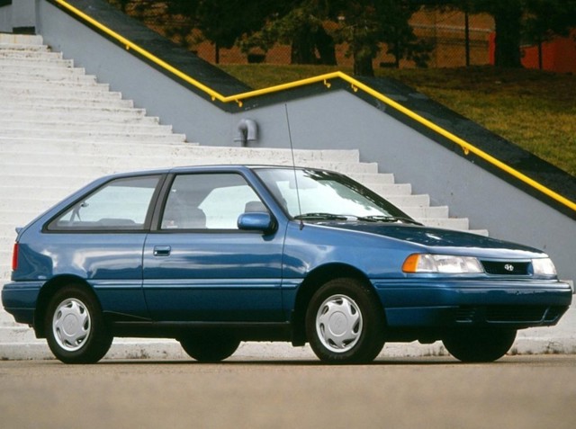 Hyundai Excel 3 Doors photo 10