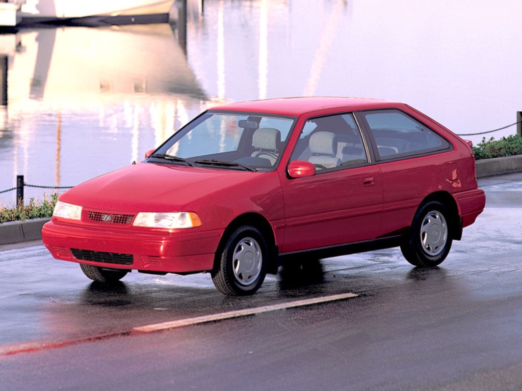 Hyundai Excel 3 Doors photo 4