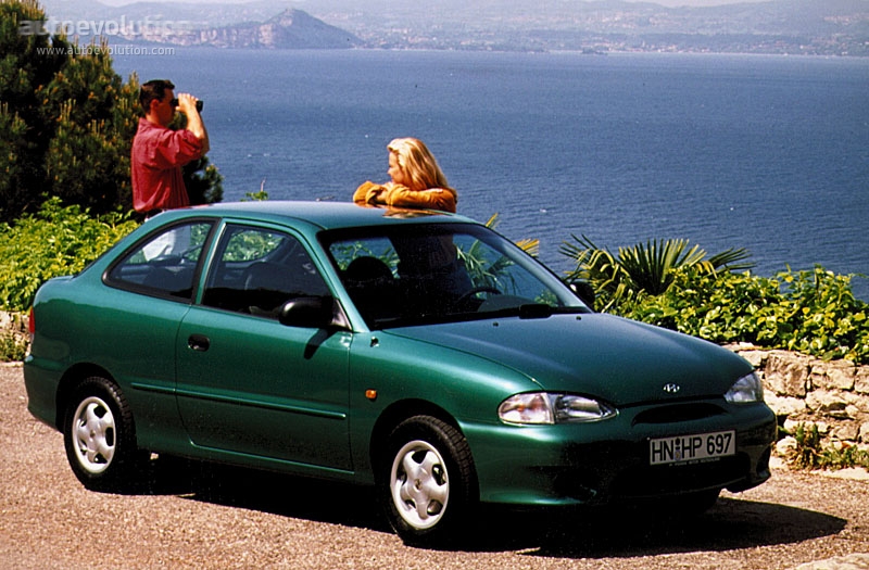 Hyundai Excel 3 Doors photo 2