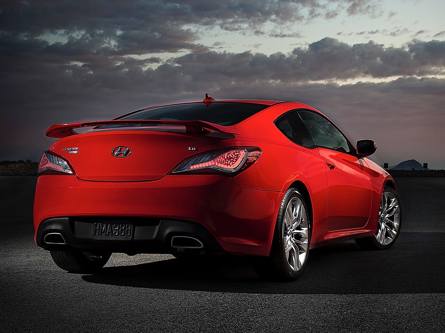 Hyundai Genesis Coupe photo 10