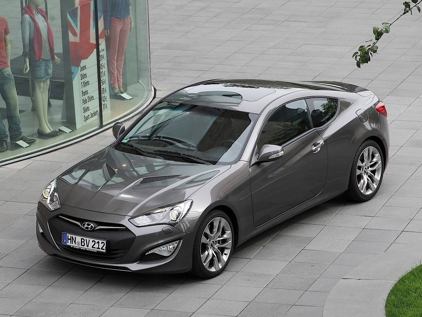 Hyundai Genesis Coupe photo 29