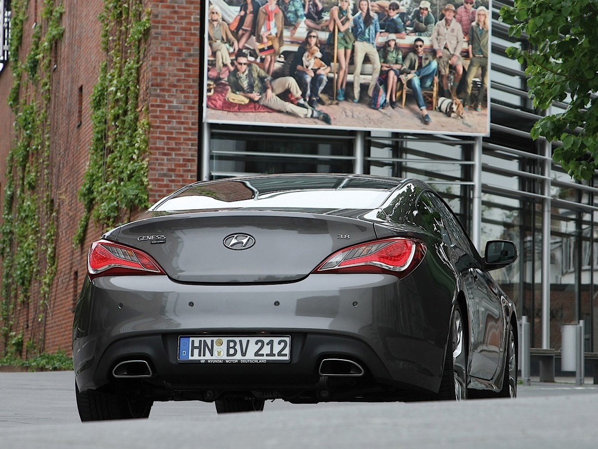 Hyundai Hyundai Genesis Coupe