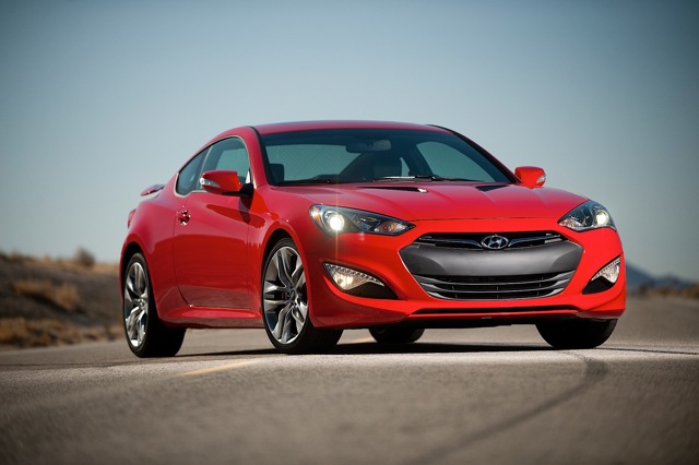 Hyundai Genesis Coupe photo 17