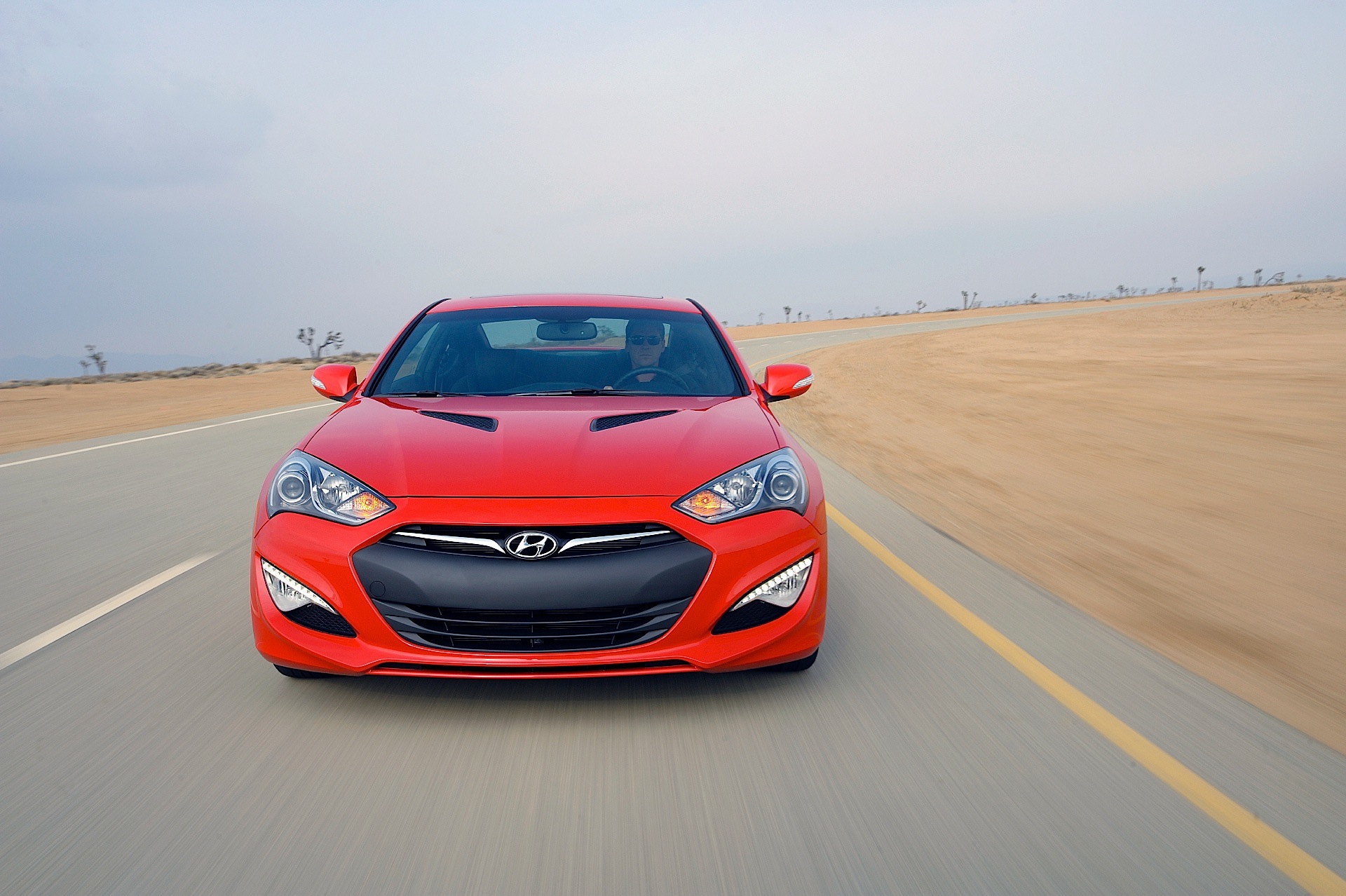 Hyundai Genesis Coupe photo 25
