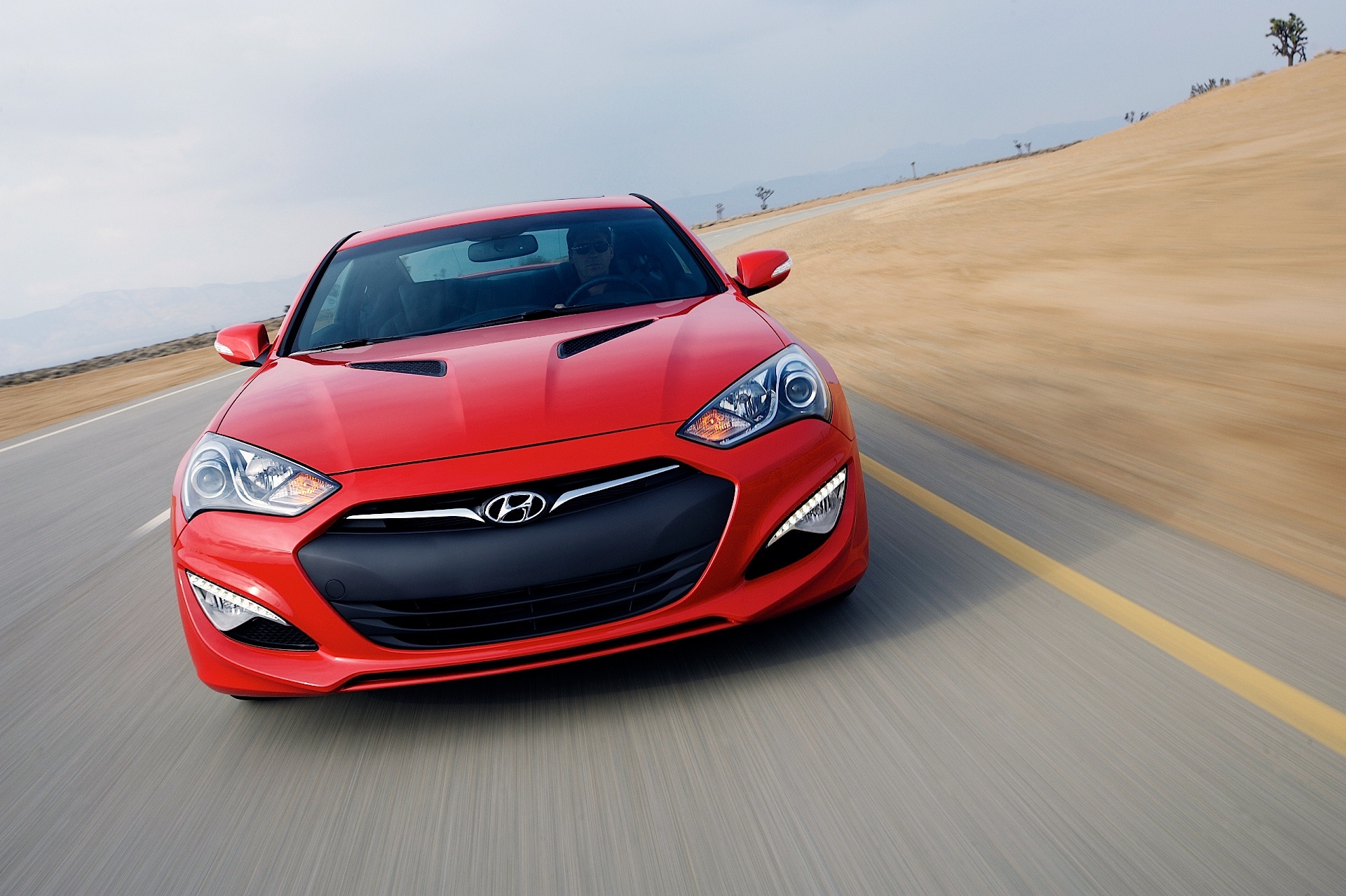 Hyundai Genesis Coupe photo 26