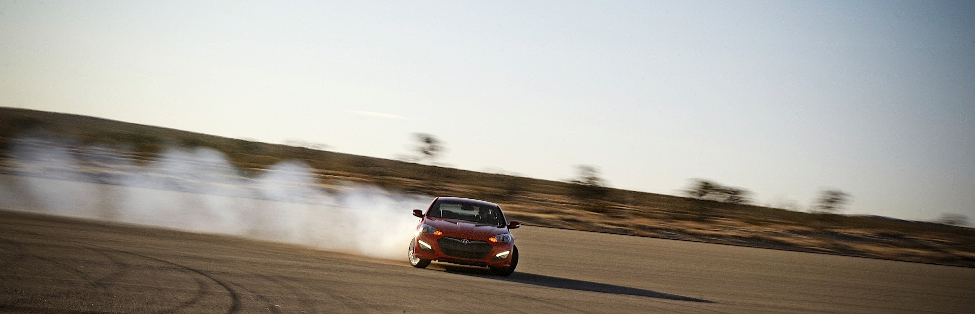Hyundai Genesis Coupe photo 34