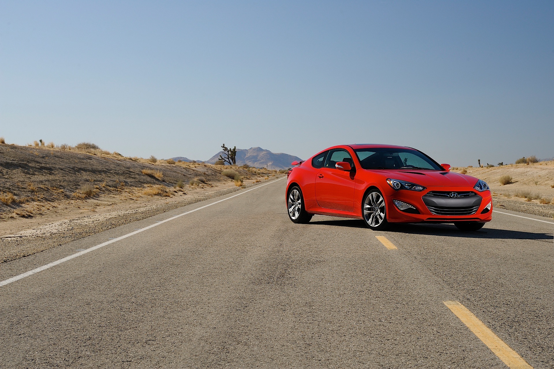 Hyundai Genesis Coupe photo 45