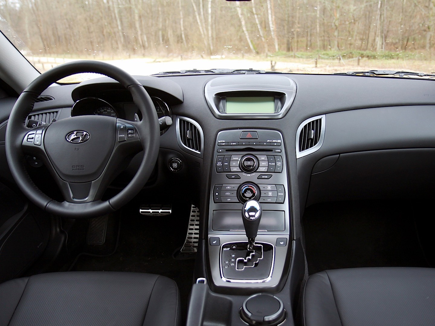 Hyundai Genesis Coupe photo 98