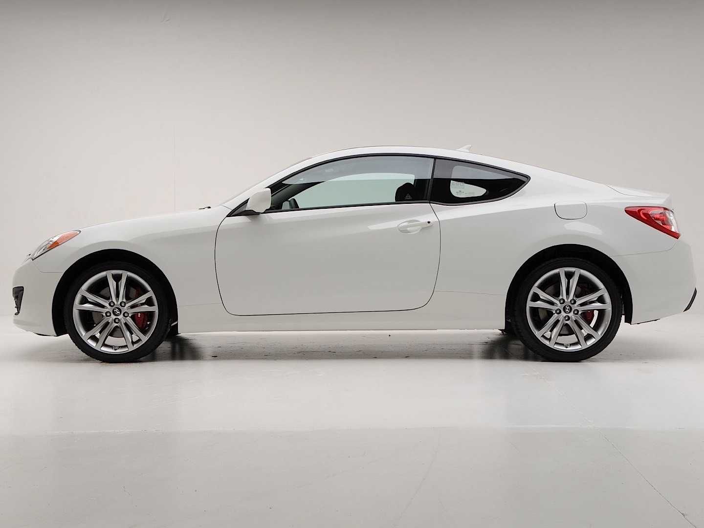 Hyundai Genesis Coupe photo 54