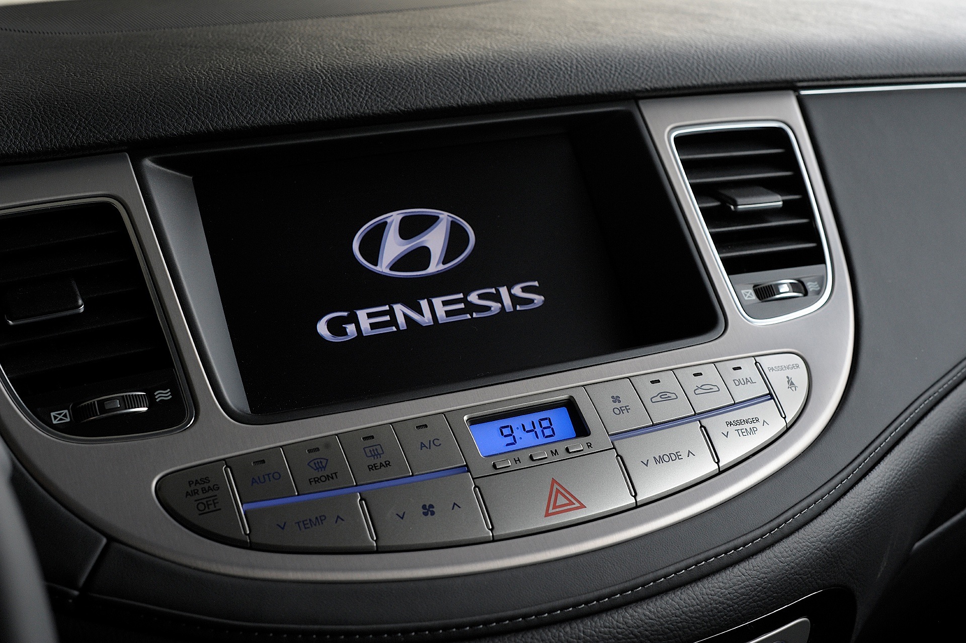 Hyundai Genesis photo 63